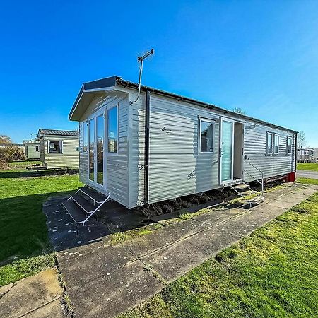 Lovely 8 Berth Caravan In Southview Holiday Park, Ref 33042Tc 스케그니스 외부 사진